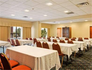 Отель Days Inn Metter