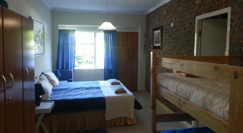 Island Lodge Backpacker