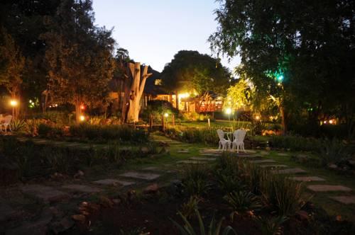 Отель Mogale Lodge & Conference Venue