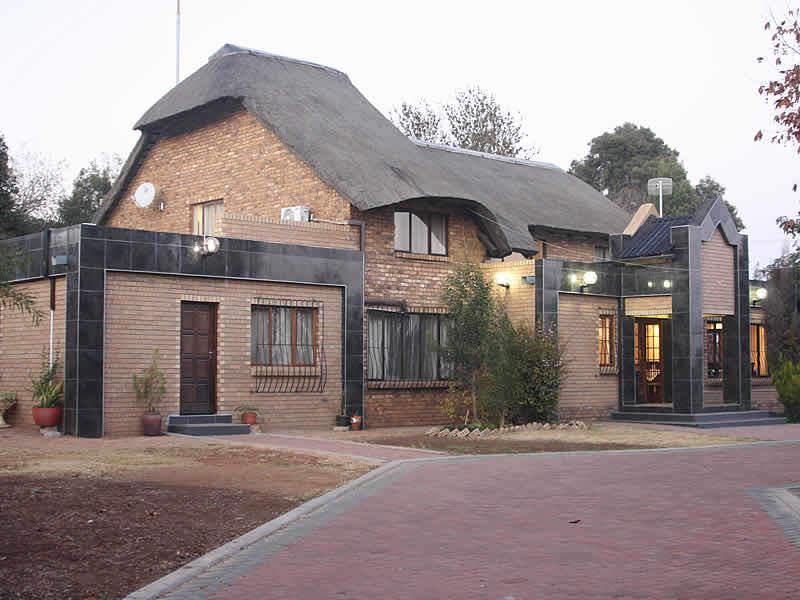 Мини-отель Global Village Guesthouse