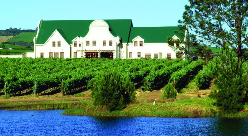 Отель Nwanedi Country Manor