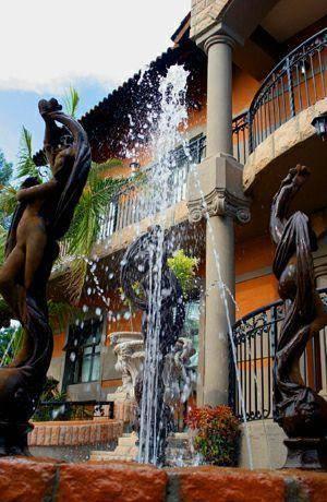 Casa Toscana Lodge