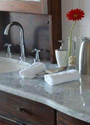 Отель The Fernery Lodge & Chalets