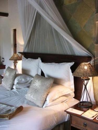 Отель Shumbalala Game Lodge
