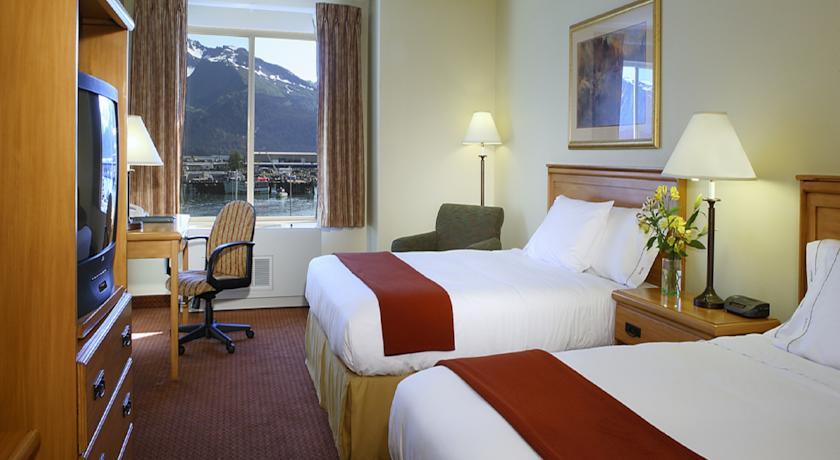 Отель Holiday Inn Express SEWARD HARBOR