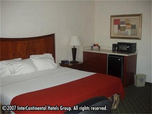 Отель Holiday Inn Express Warrensburg