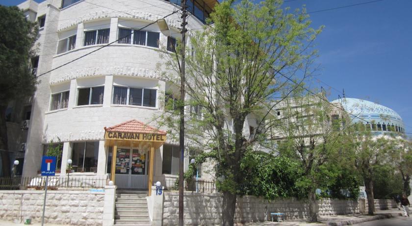 Caravan Hotel