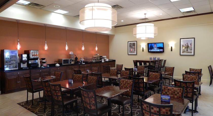 Отель Best Western Plus Civic Center Inn