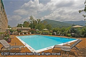 Отель Holiday Inn Asheville-Biltmore East