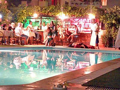 La Vella Hotel