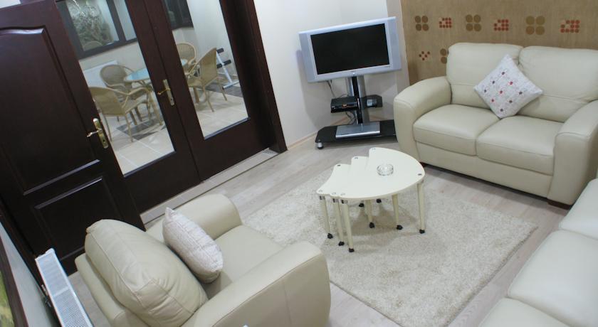 Отель Perla Hotel
