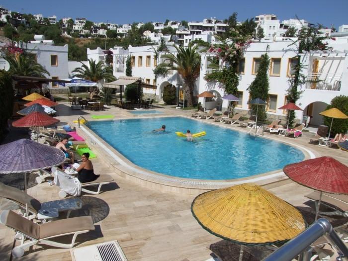 Апартаменты Paradise Apart Hotel