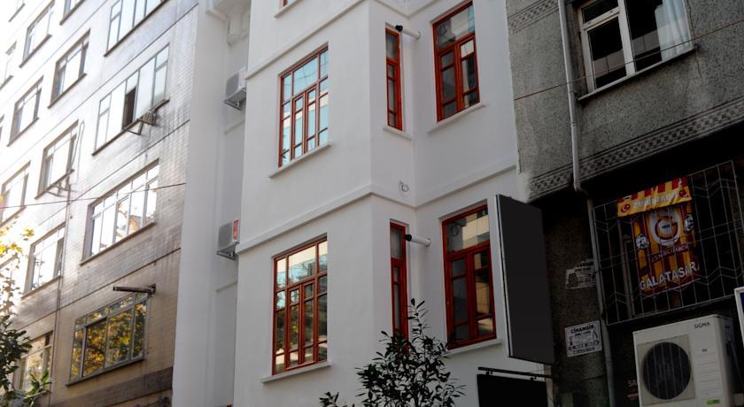 Admire Apart Hotel