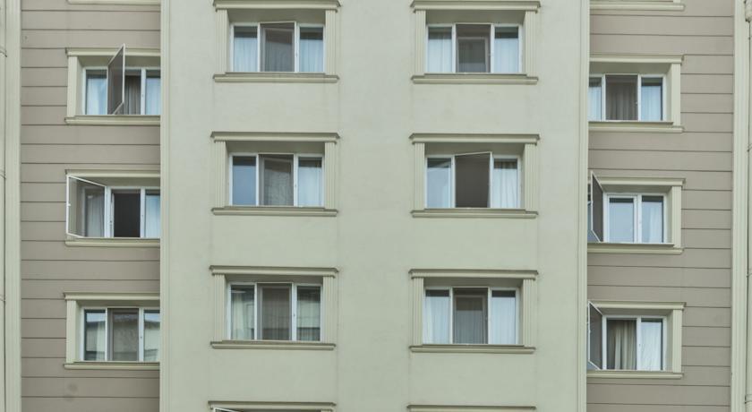 La Garden Hotel