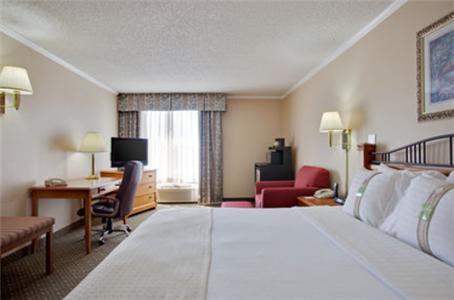 Отель Holiday Inn BURBANK-MEDIA CENTER