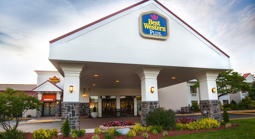 Отель Holiday Inn NORTH HAVEN