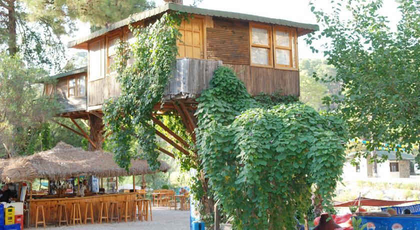 Отель Gorge Club
