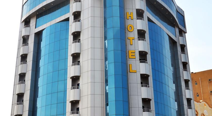 Отель Crown Tower Hotel