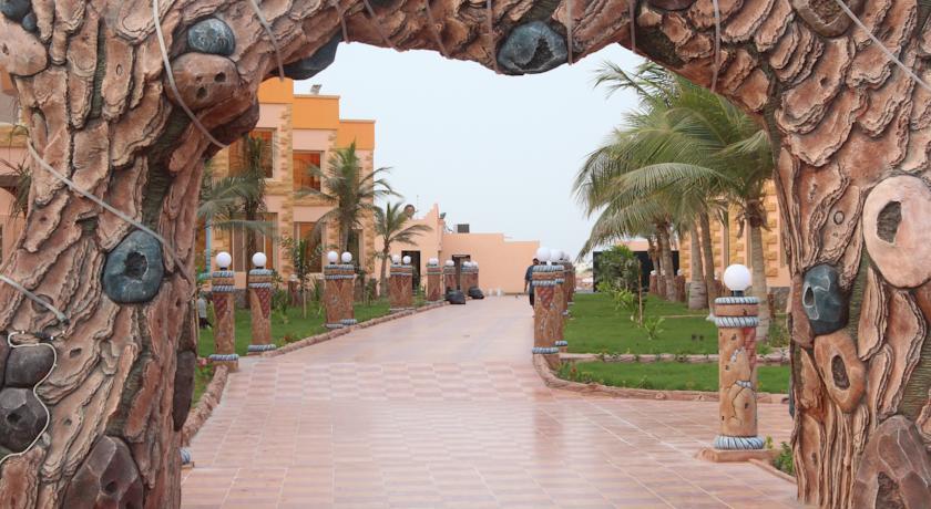 Отель Al Tamayoz Al Raqi Resort