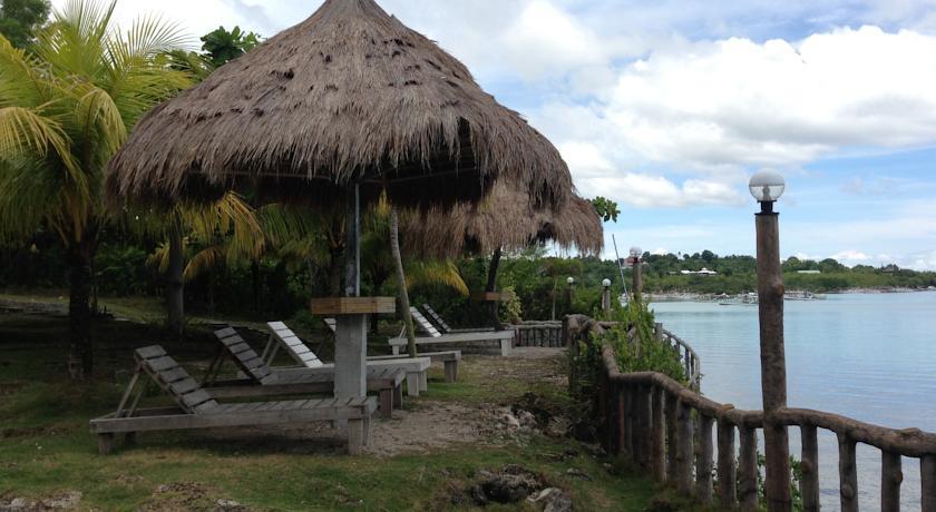 Отель Hidden Coral Diver's Club and Resort
