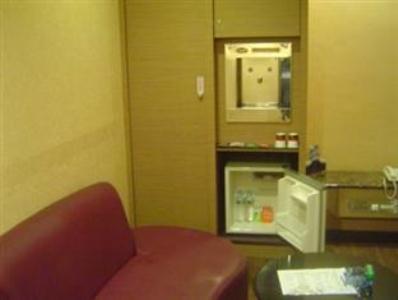 Midi Motel Zuoying Branch