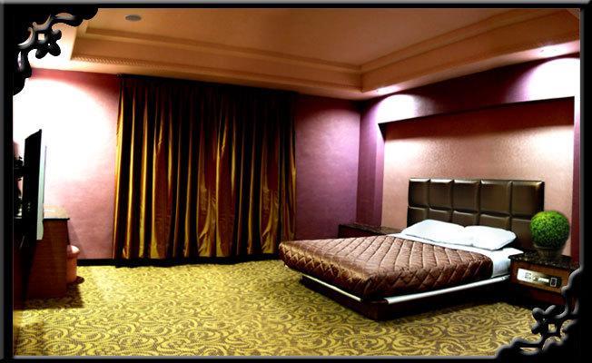 Royal Group Motel Buo Ai Branch
