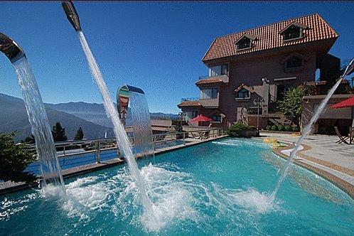 Отель Chun Jing Hillview Villa