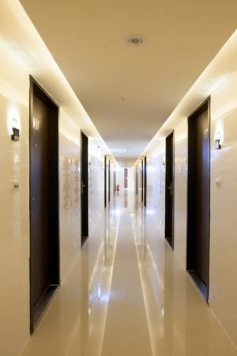 Отель Golden Vista Hotel