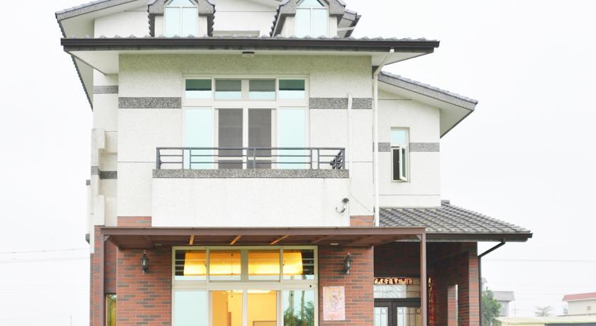 Отель Yilan No. 179 B&B
