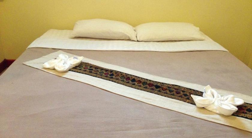 Отель Chalouvanh Hotel
