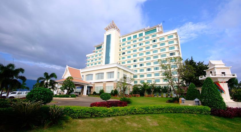 Отель Champasak Grand Hotel