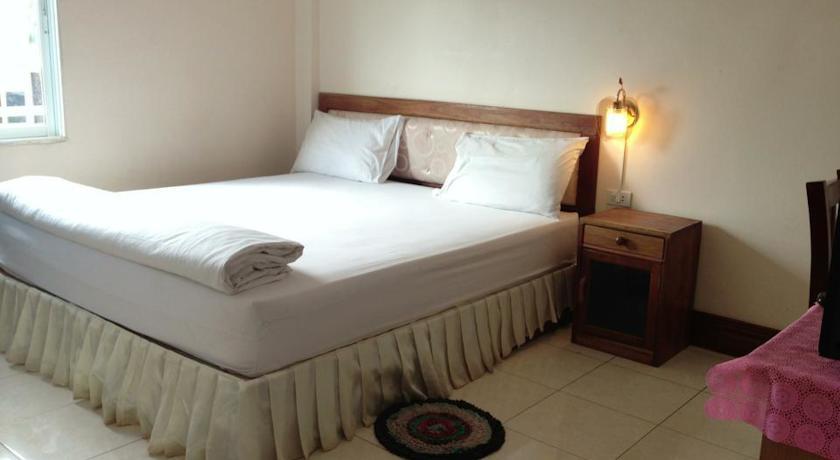 Отель Khamfong Sihavong Hotel