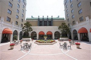 Отель Hotel Okura Tokyo Bay