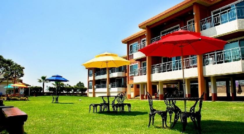 Jeju Soldaewat Pension