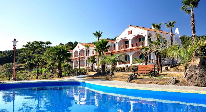 Отель Nonjitmul Beach House