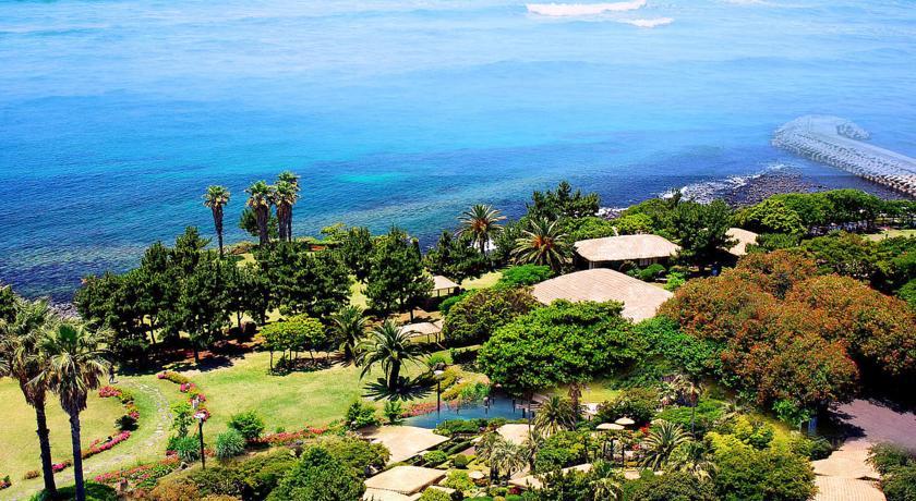 Отель The Seaes Hotel & Resort