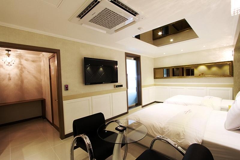 Отель Popcorn Hotel Seongnam