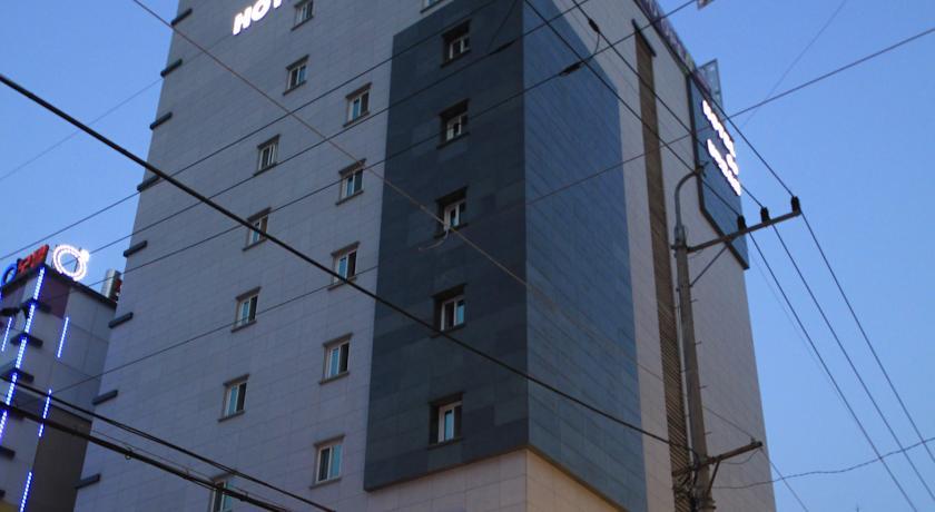 Hotel De Urban