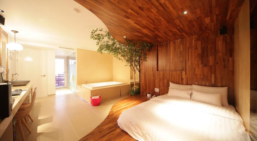 Hotel Pop Jongno