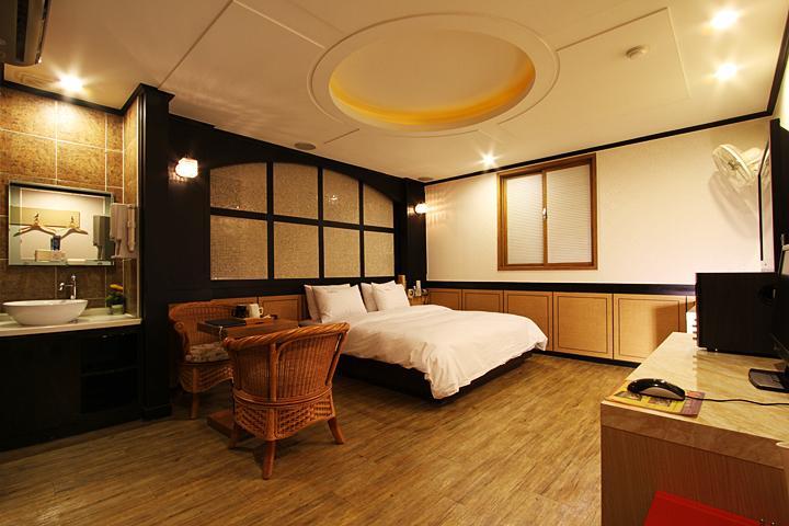 Отель Hotel Lavender