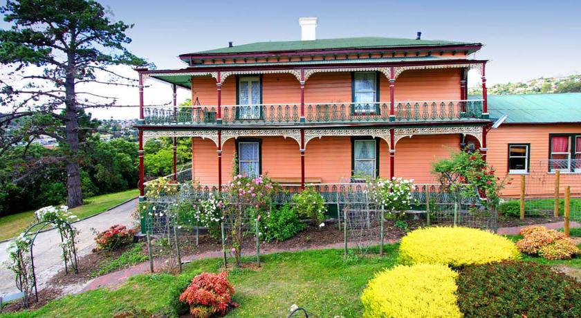 Отель Quality Inn Heritage Edenholme Grange