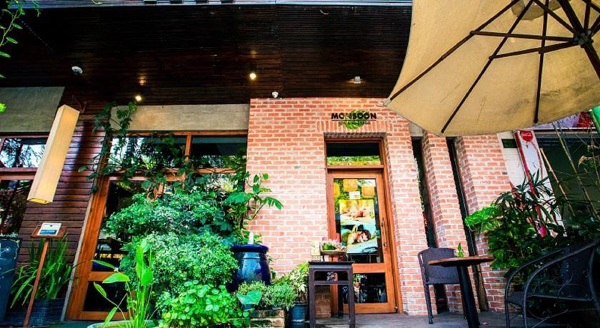 Отель Monsoon Boutique Hotel