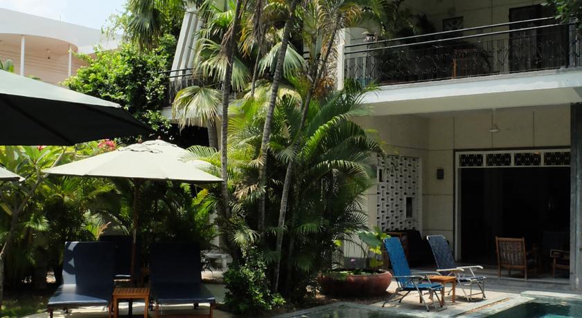 Отель The Sangkum Hotel
