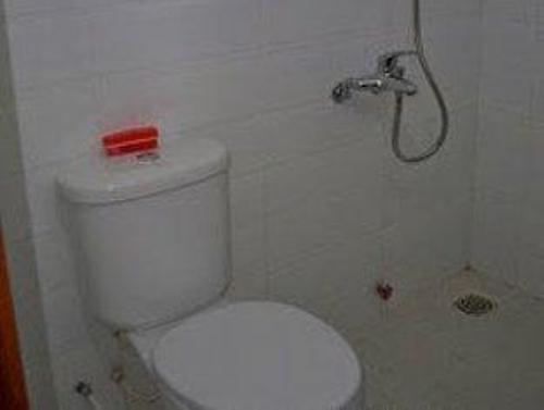 Отель Ratanak Phnom Svay Hotel