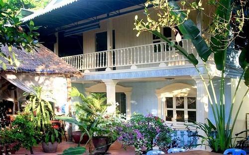 Les Rougets Guesthouse