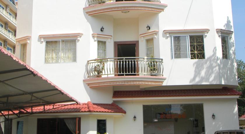 Гостевой дом White House Guesthouse