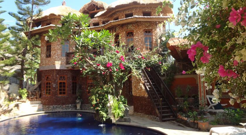 Отель Rattan Resto (Amadeus)