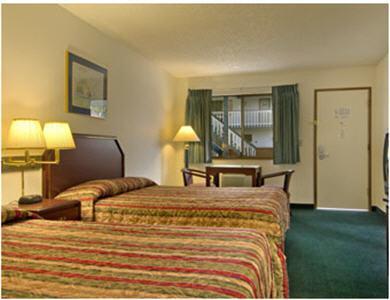 Отель Travelodge Everett Mall