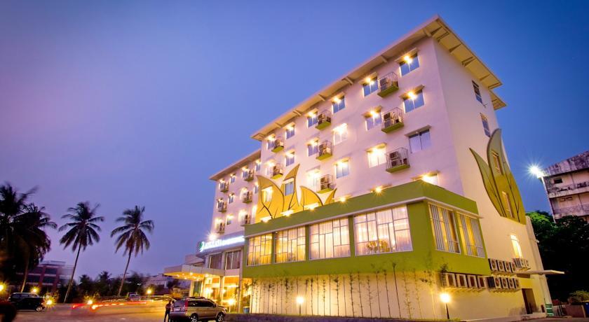 Отель Angkasa Garden Hotel