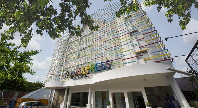 Отель Hotel Pelangi